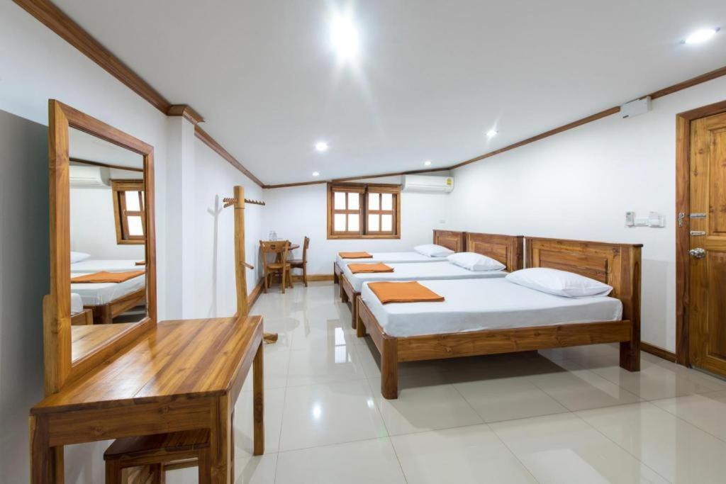 Thongphaphum Place Dış mekan fotoğraf